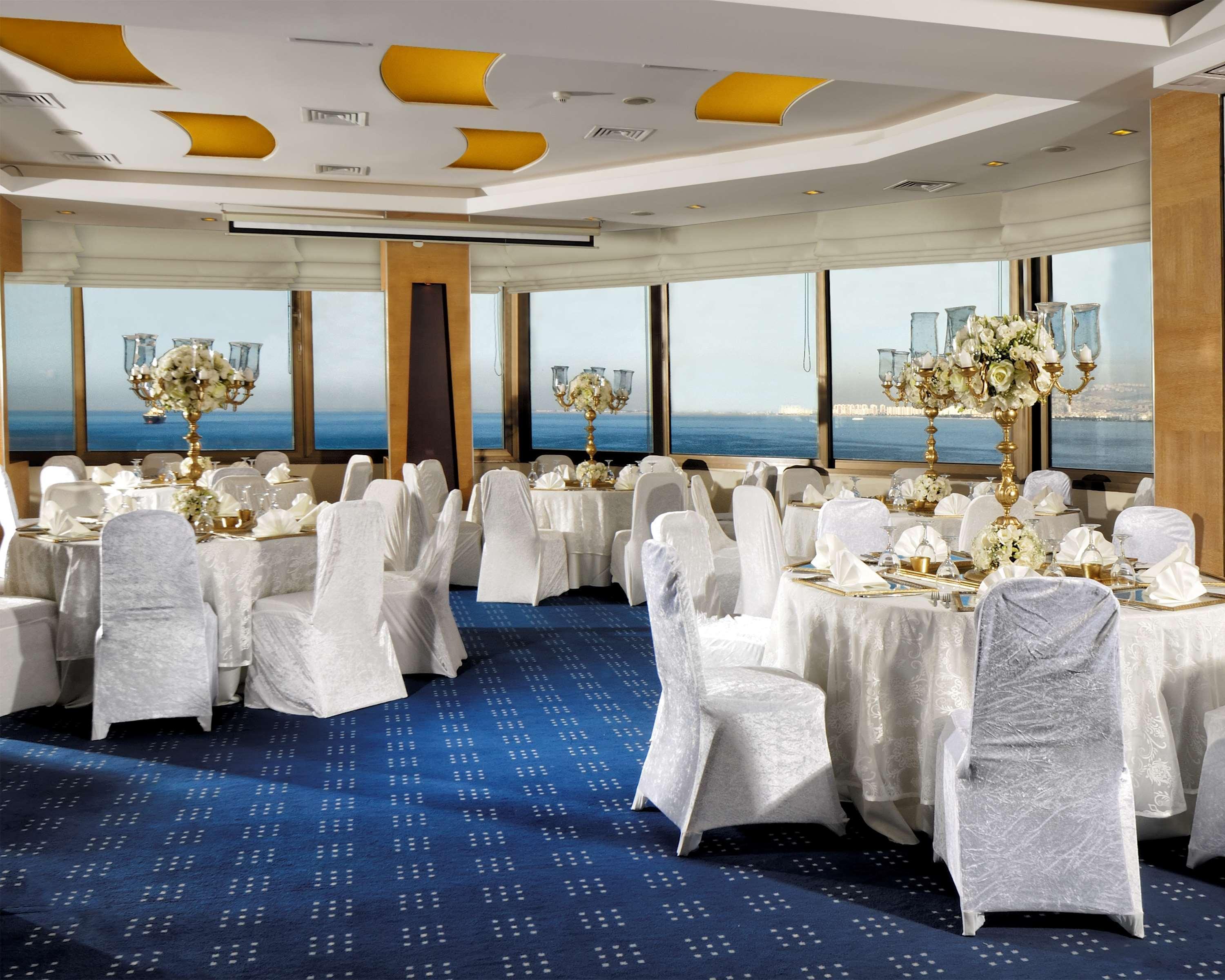Best Western Plus Hotel Konak Izmir Eksteriør billede