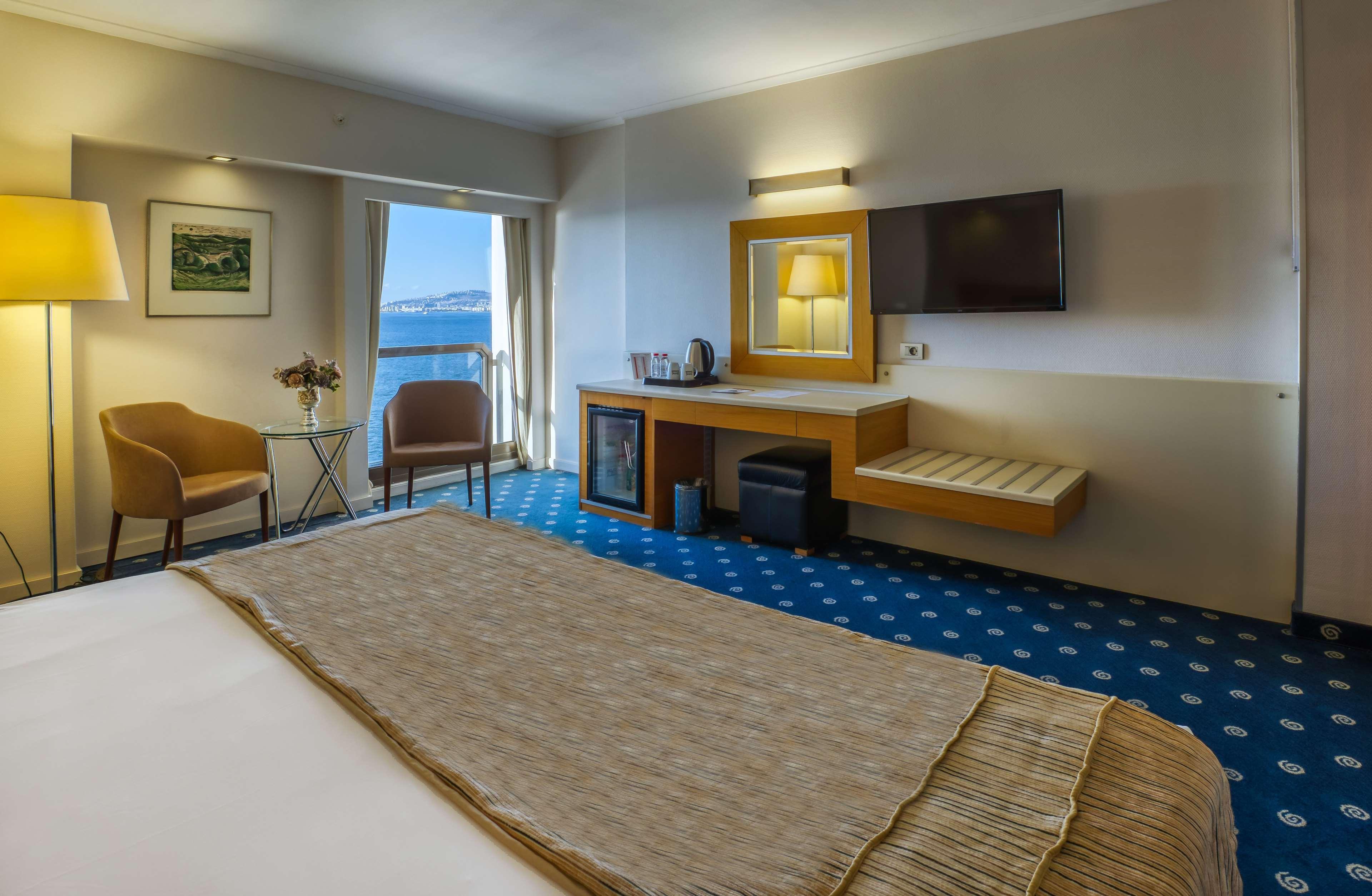 Best Western Plus Hotel Konak Izmir Eksteriør billede