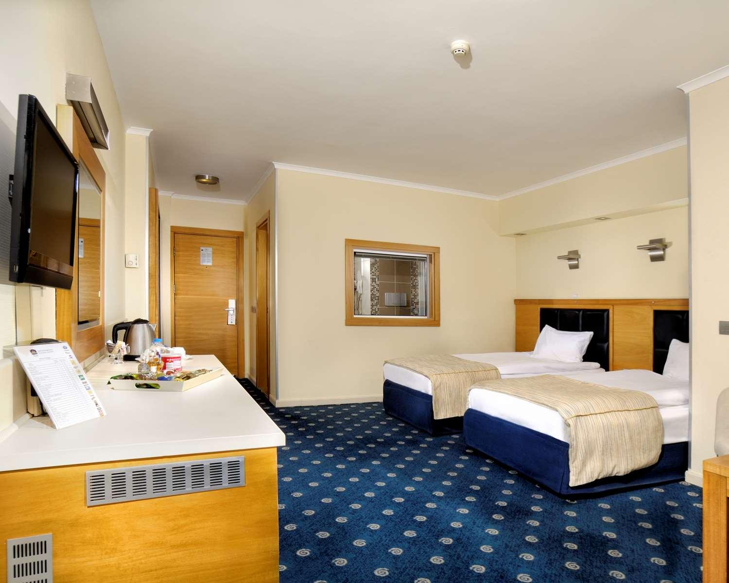Best Western Plus Hotel Konak Izmir Eksteriør billede