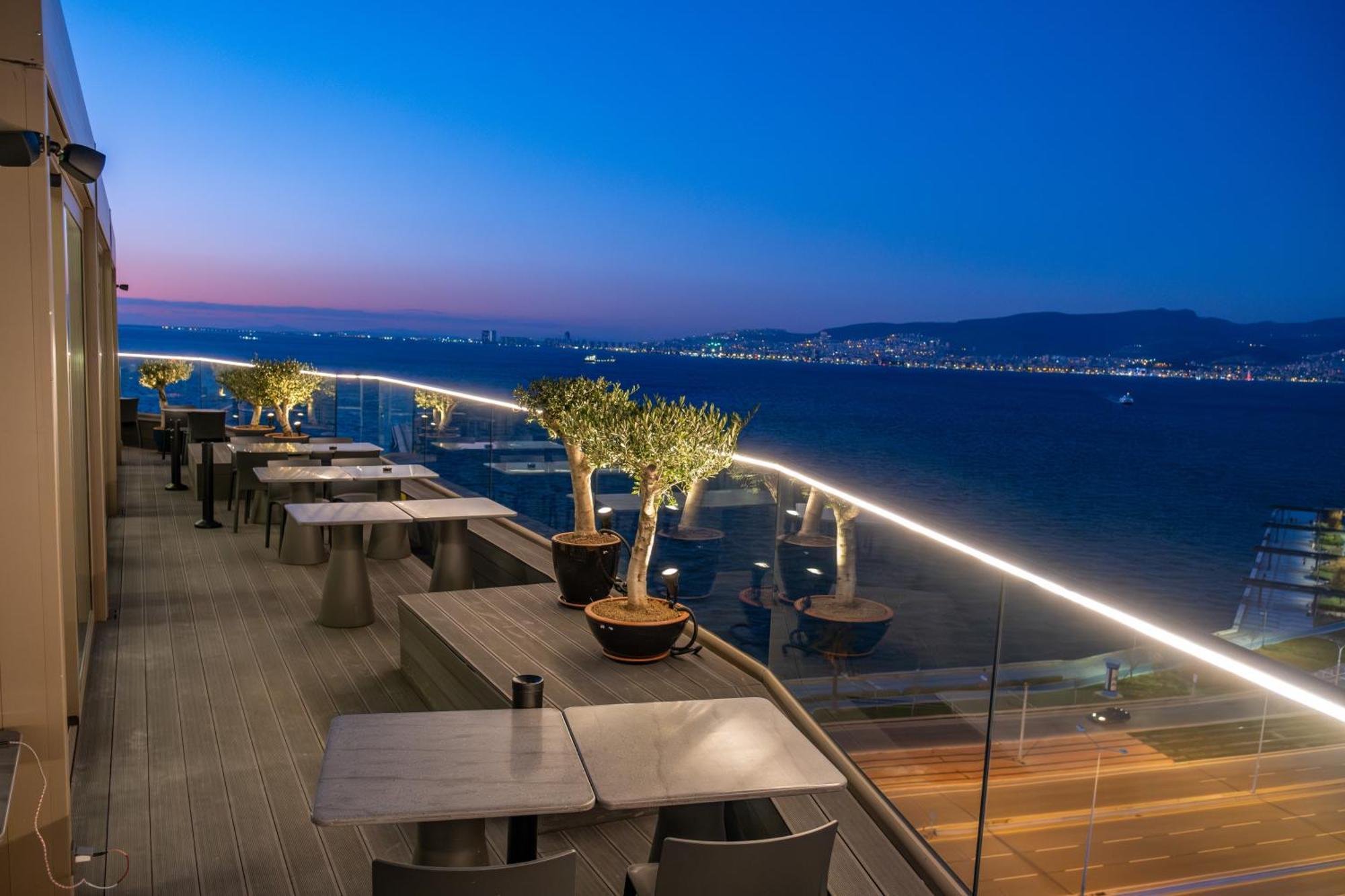 Best Western Plus Hotel Konak Izmir Eksteriør billede